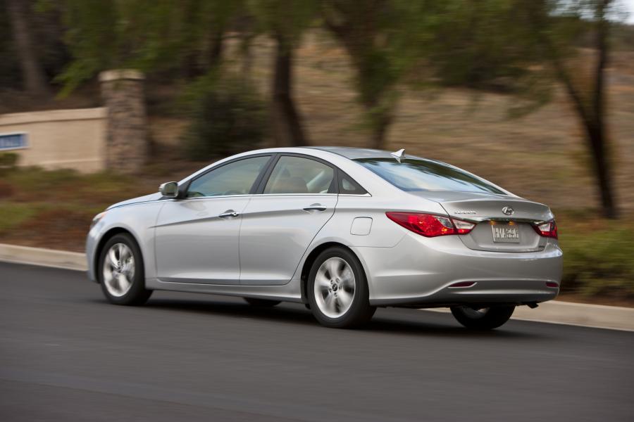  Hyundai Sonata 2011 года  (US) (фото 5 из 85)